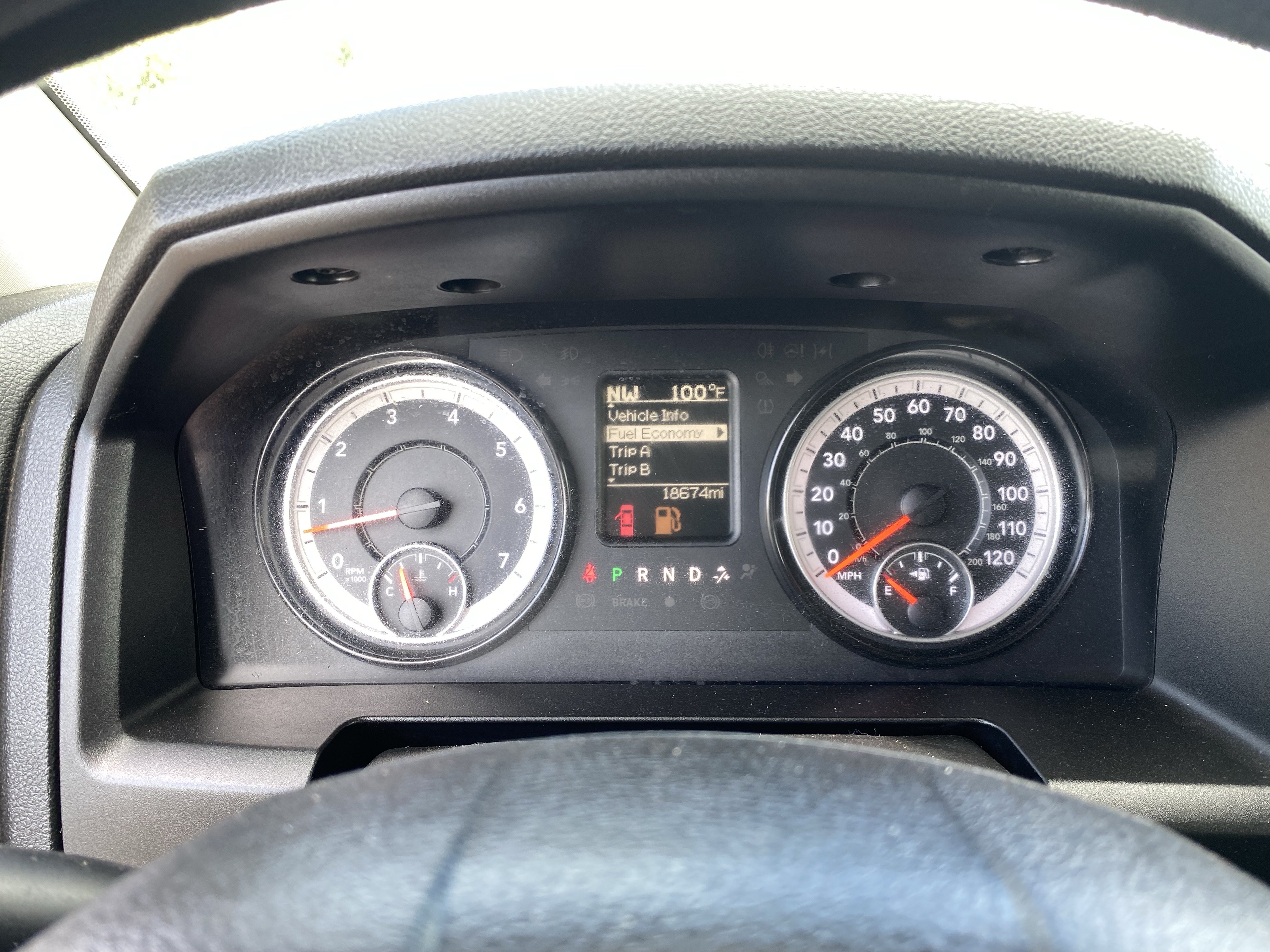 Used 2022 RAM 1500 Classic SLT RWD image 28