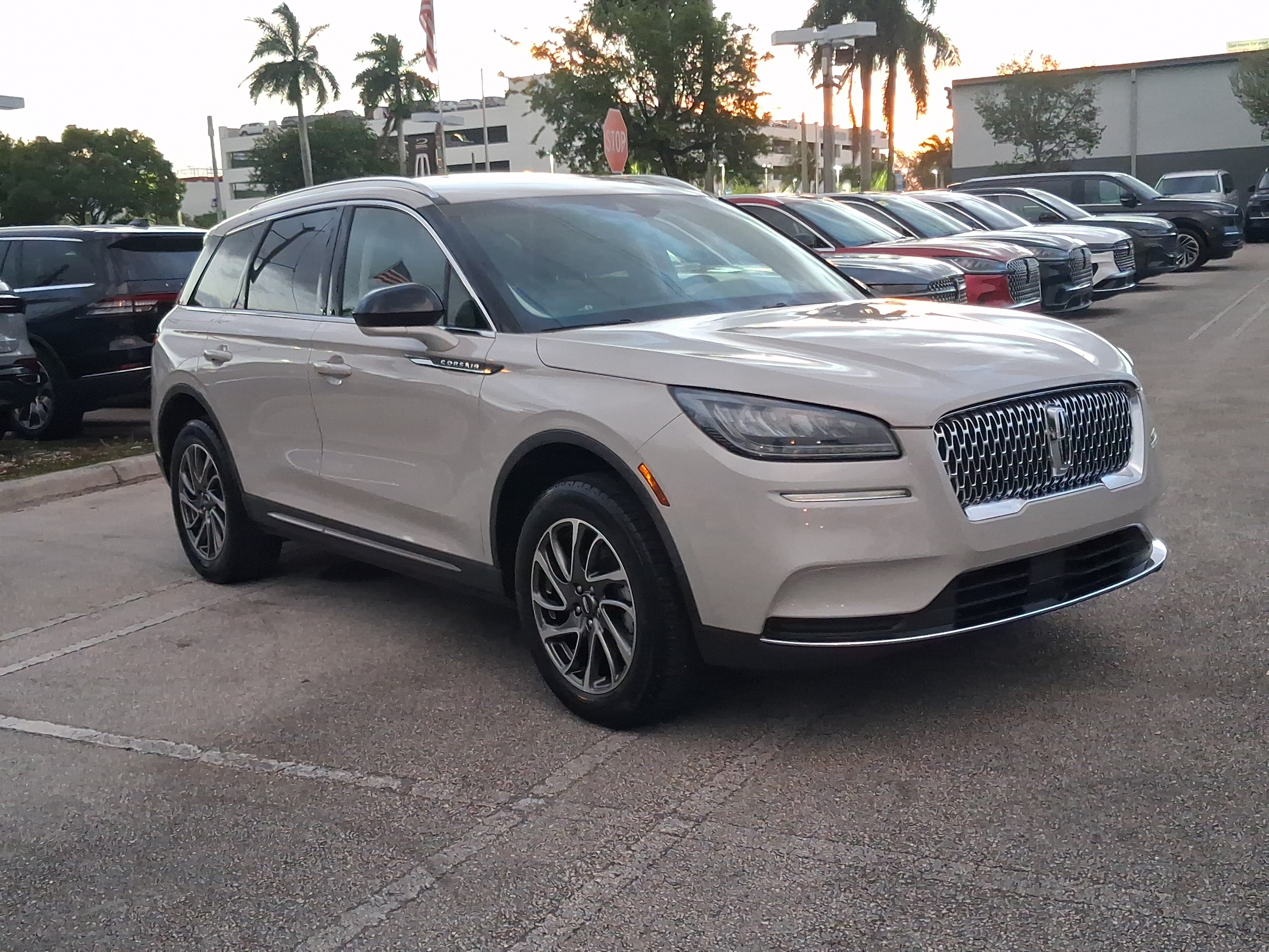 Used 2022 Lincoln Corsair FWD image 22
