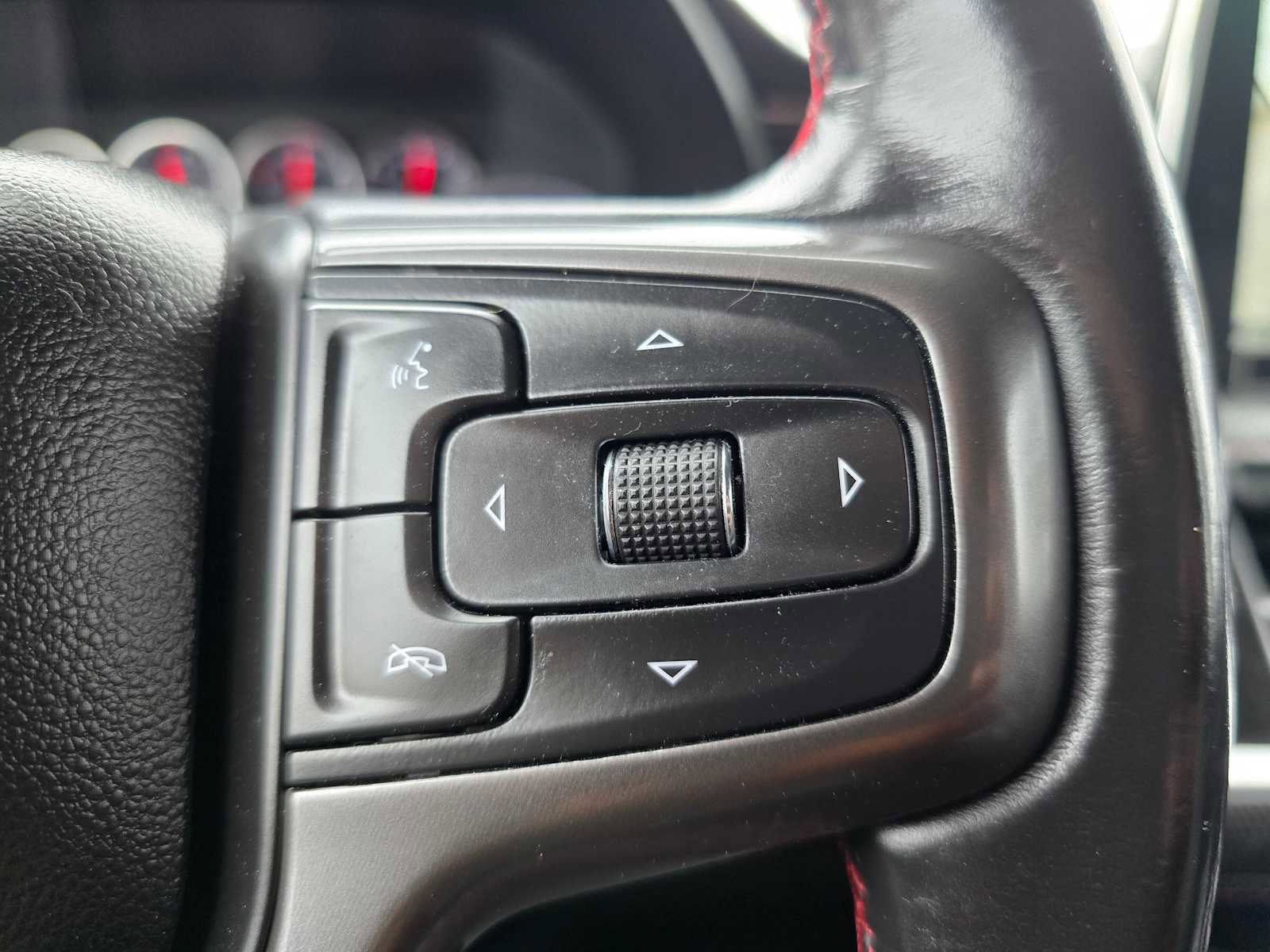 Used 2021 Chevrolet Suburban RST w/ Rear Media and Nav Package image 35