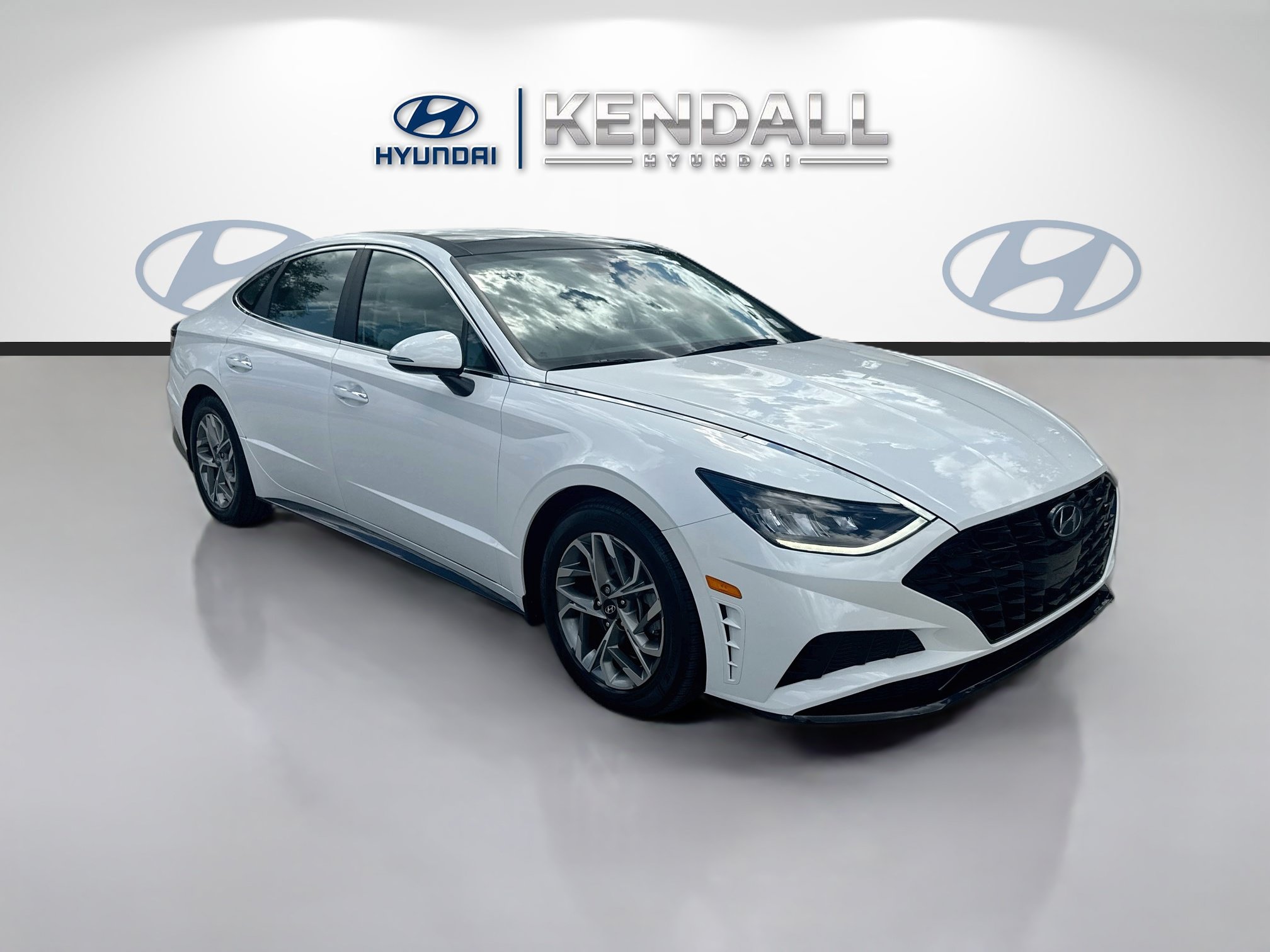 Used 2022 Hyundai Sonata SEL w/ Convenience Package FWD image 1