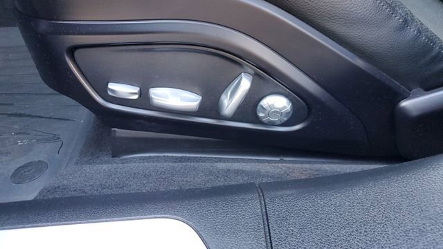 Used 2018 Porsche Panamera 4S image 22