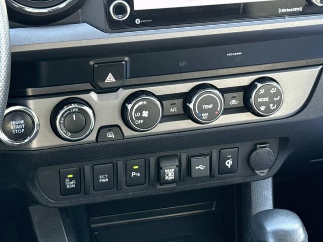 Used 2020 Toyota Tacoma TRD Off-Road w/ Technology Package image 21