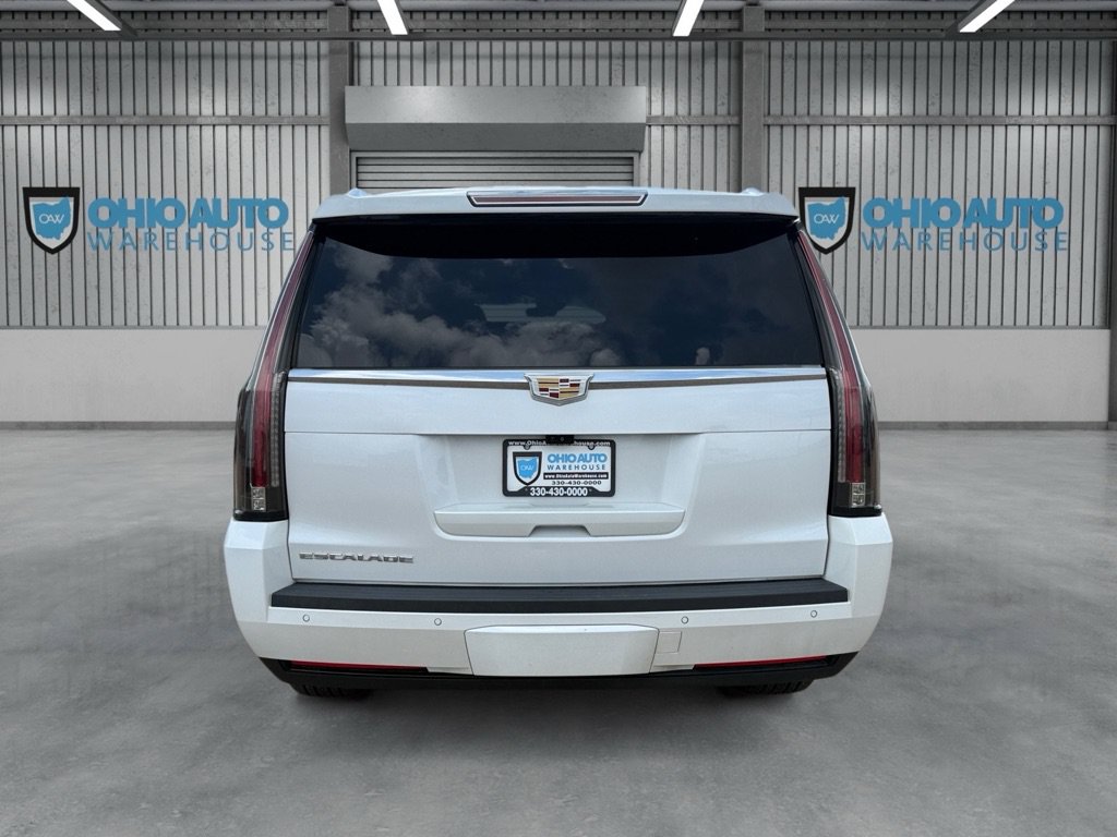 Used 2019 Cadillac Escalade ESV Luxury AWD/4WD image 7