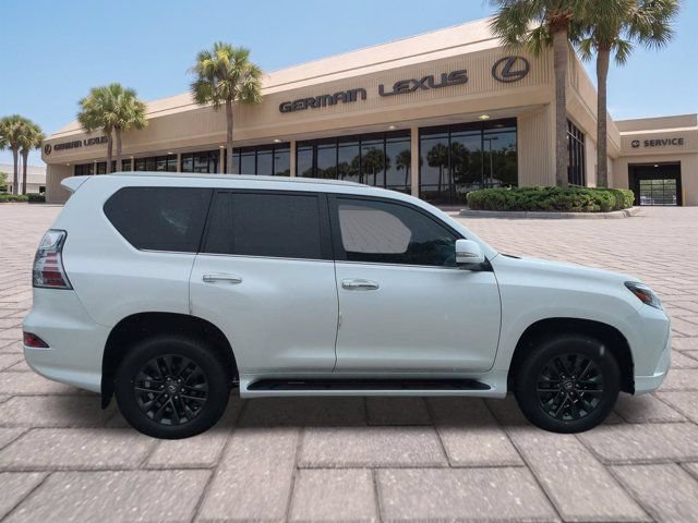 Certified 2023 Lexus GX 460 Premium w/ Premium Package AWD/4WD image 3