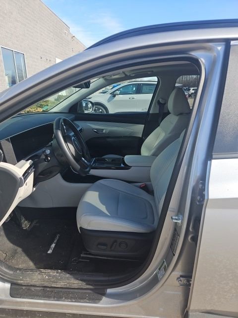 Used 2025 Hyundai Tucson SEL image 11