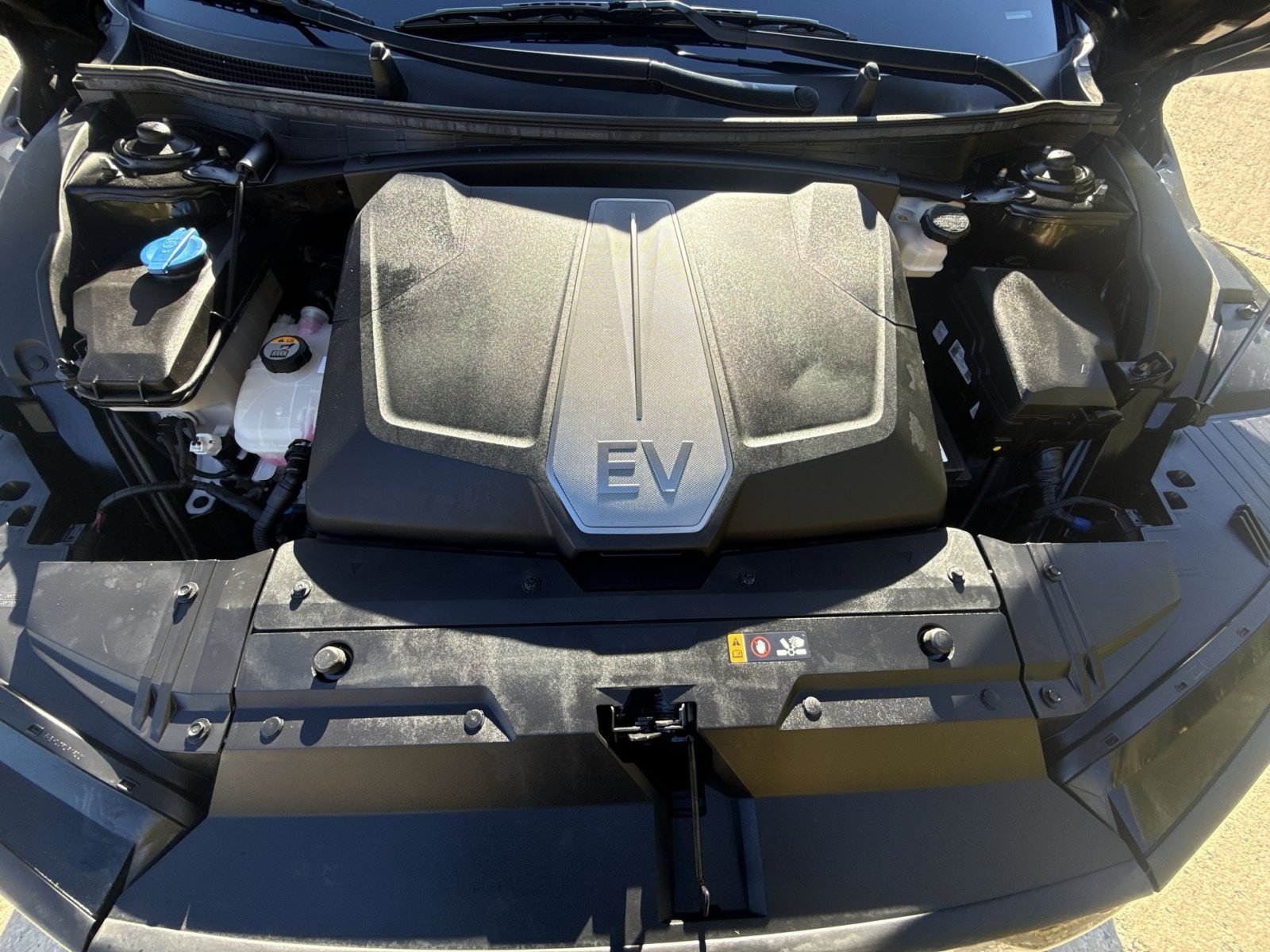 Used 2023 Kia EV6 GT-Line w/ GT-Line Suede Seat Package AWD/4WD image 38