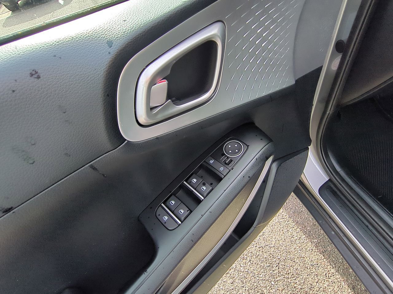 Used 2024 Kia Soul LX w/ Option Group 015 image 20