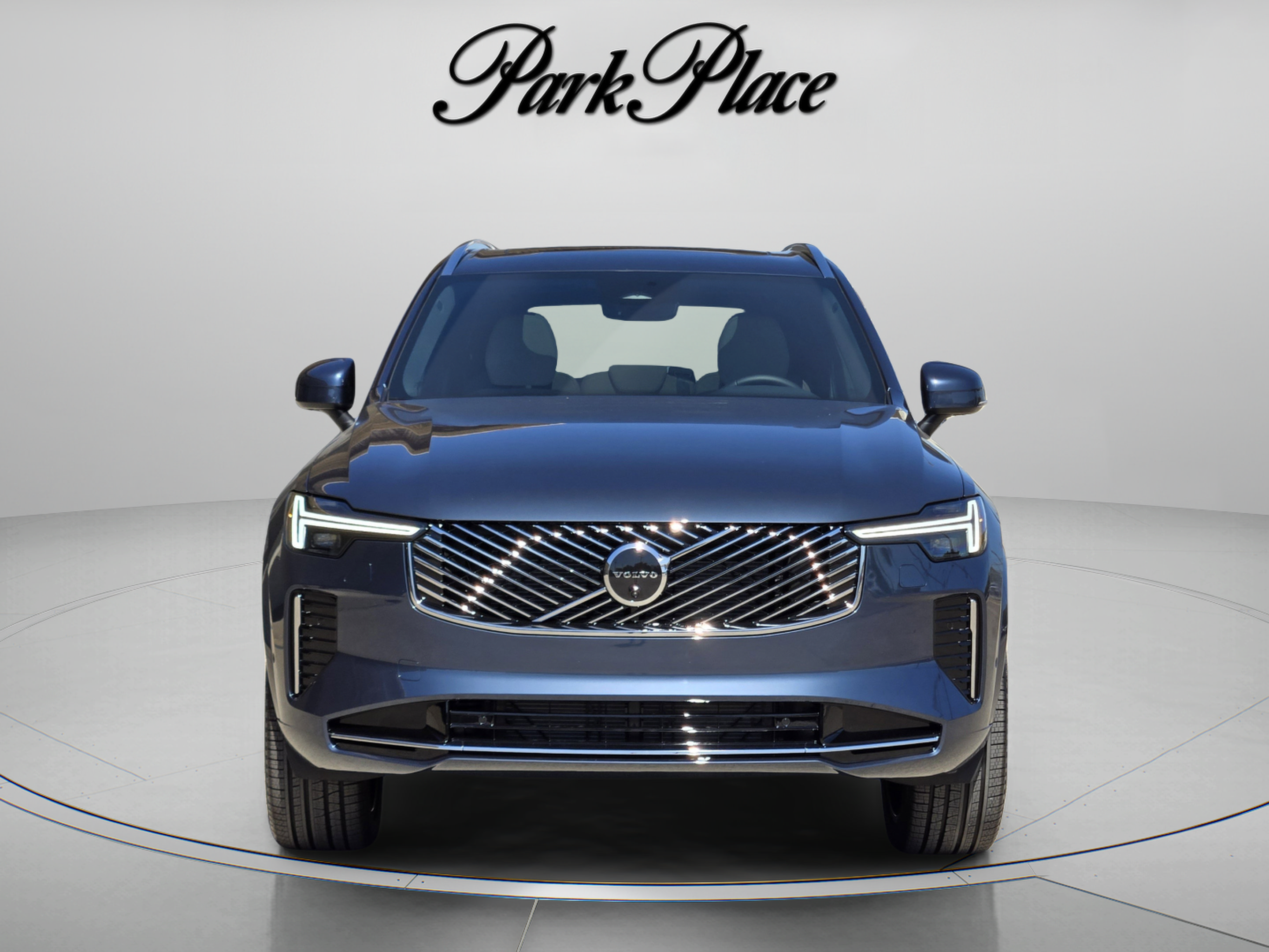 Used 2026 Volvo XC90 B6 Plus w/ Protection Package Premier AWD/4WD image 9