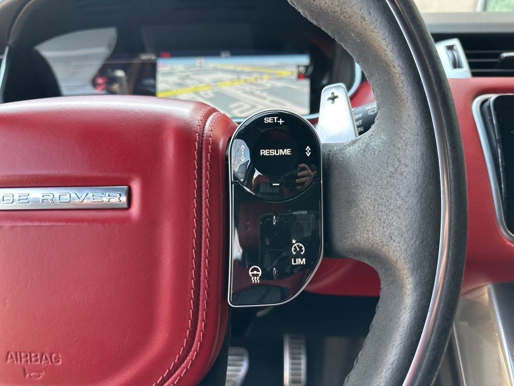 Used 2020 Land Rover Range Rover Sport HST image 4