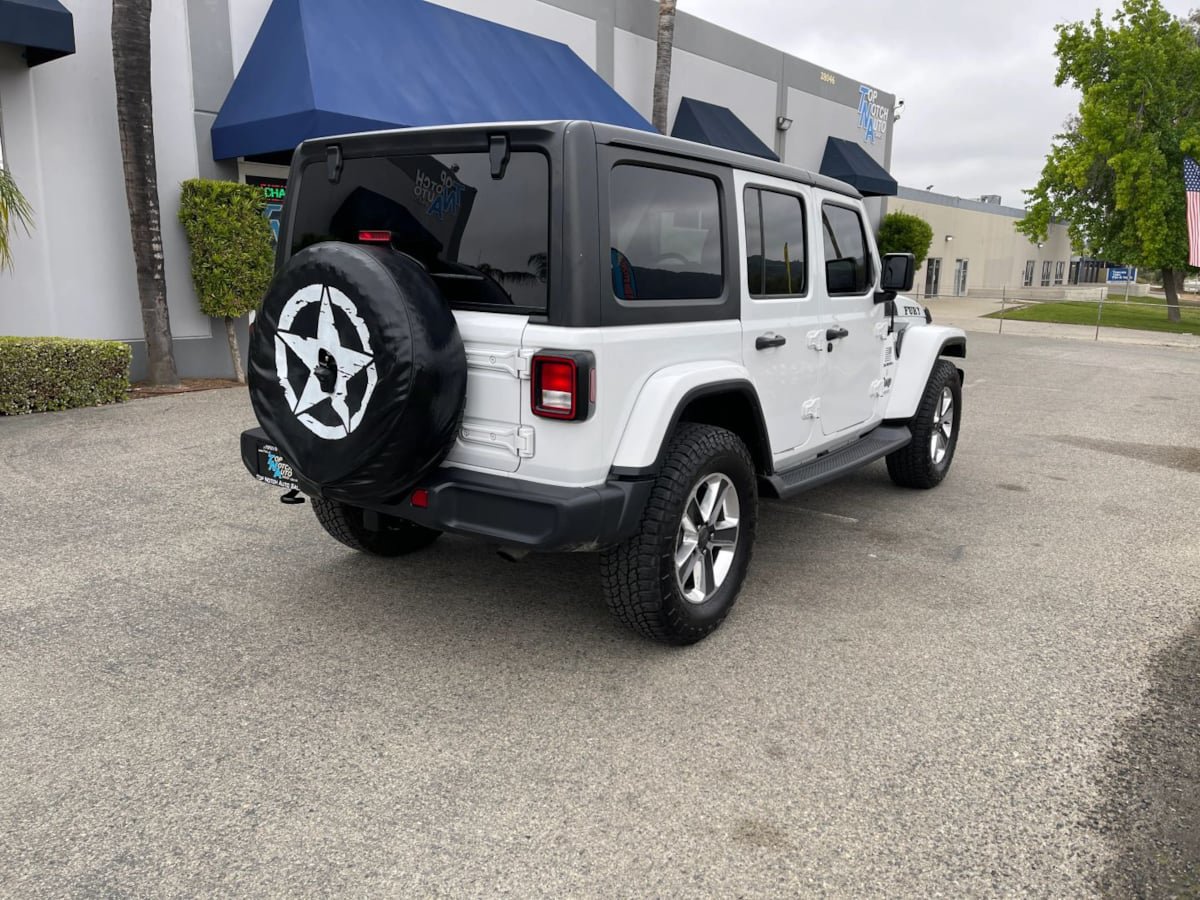 Used 2019 Jeep Wrangler Unlimited Sahara AWD/4WD image 5