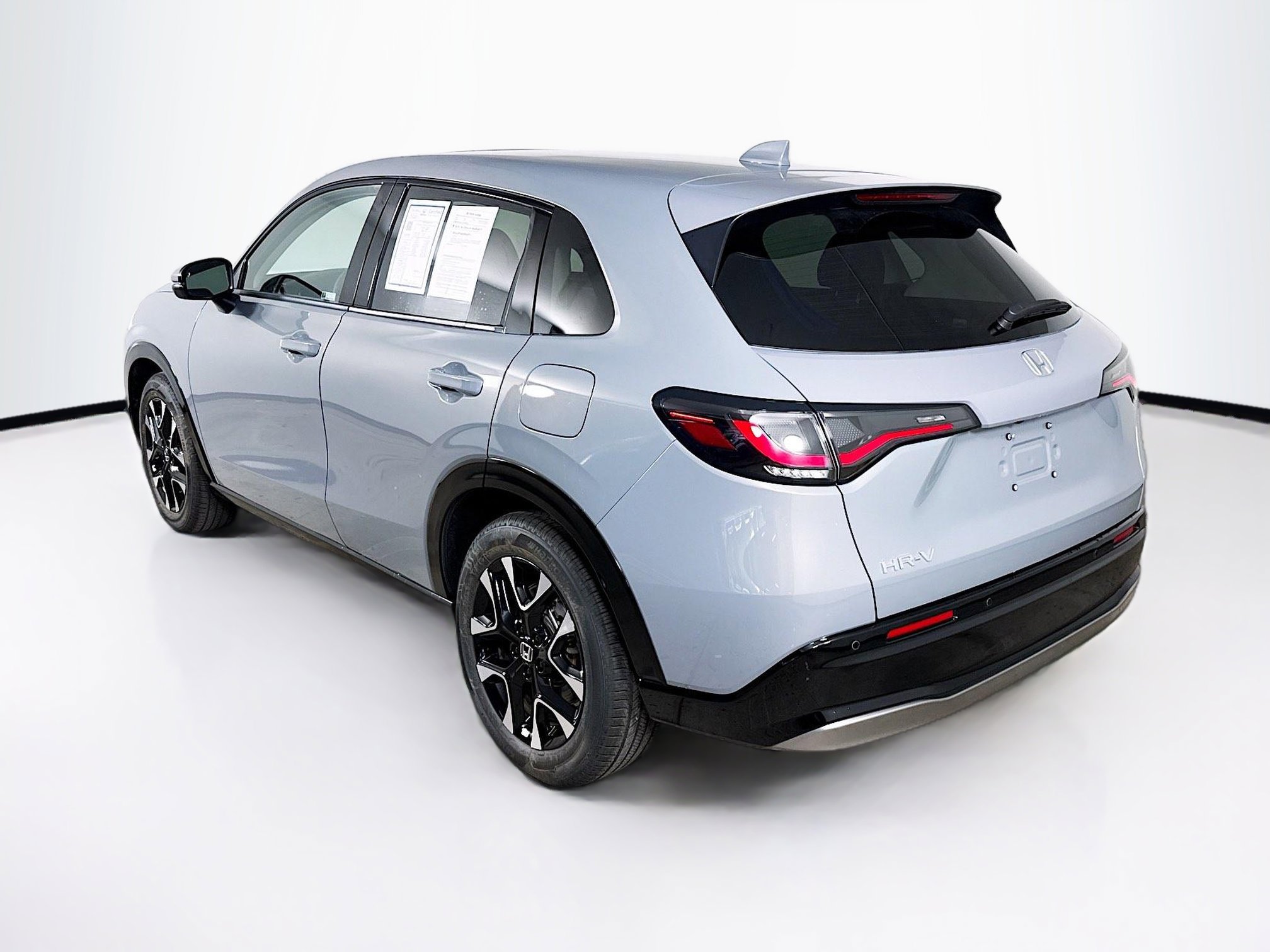 Certified 2026 Honda HR-V EX-L image 30