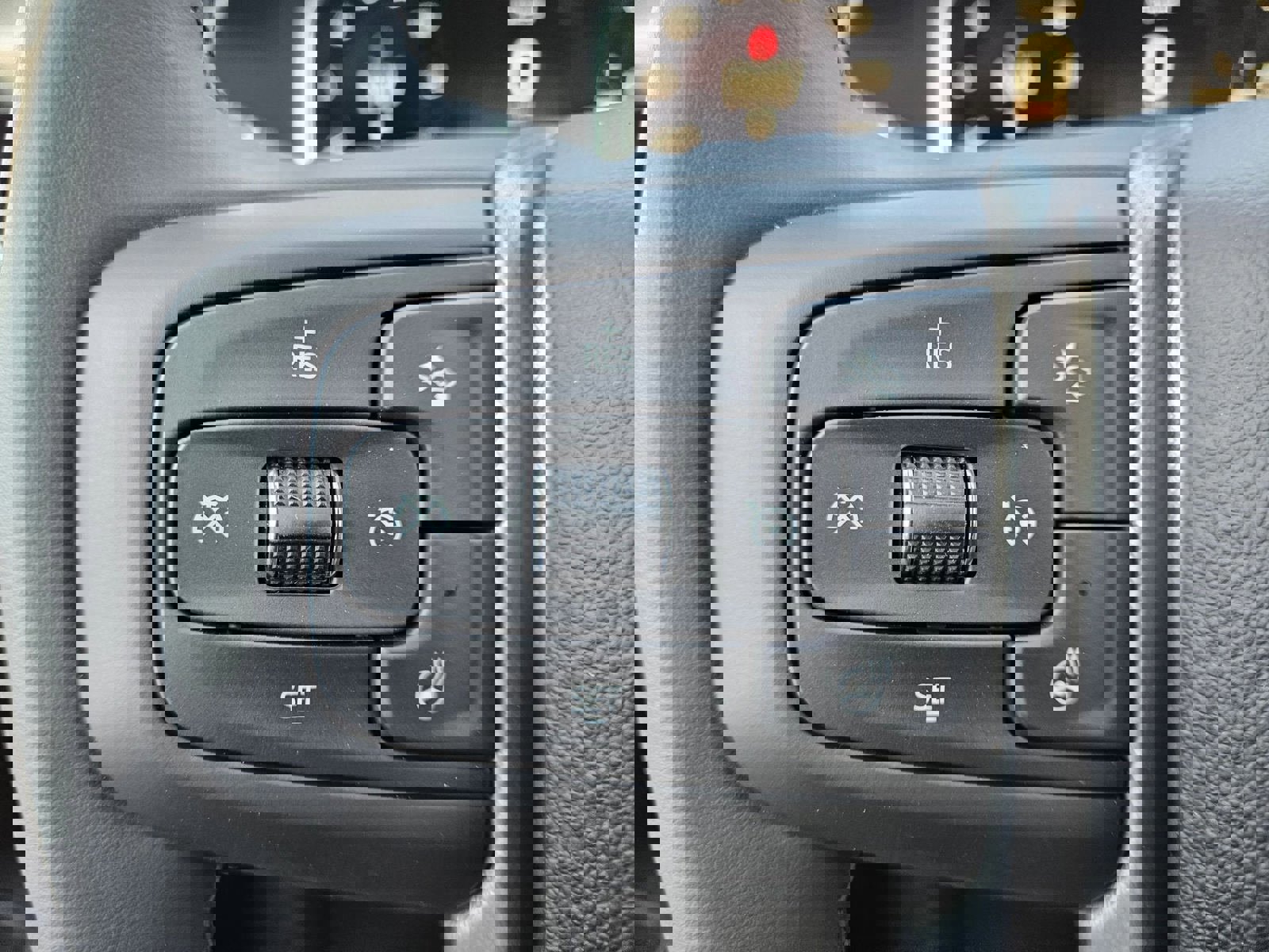 New 2026 GMC Sierra 2500 Denali w/ Denali Reserve Package image 12