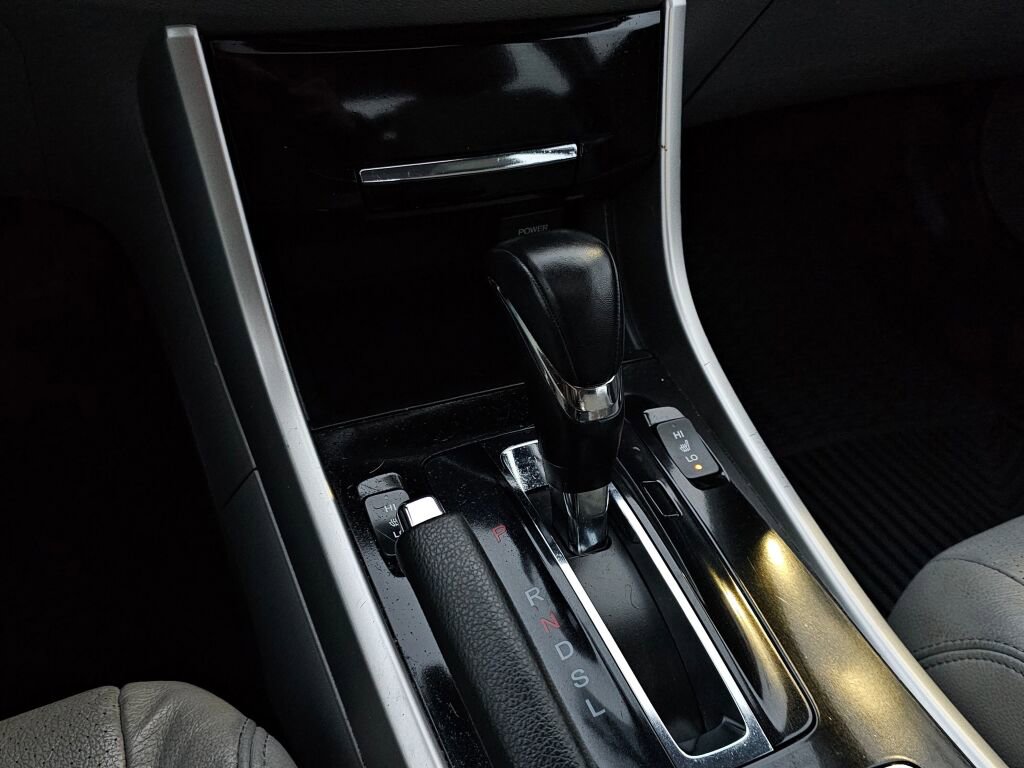 Used 2016 Honda Accord EX-L image 21