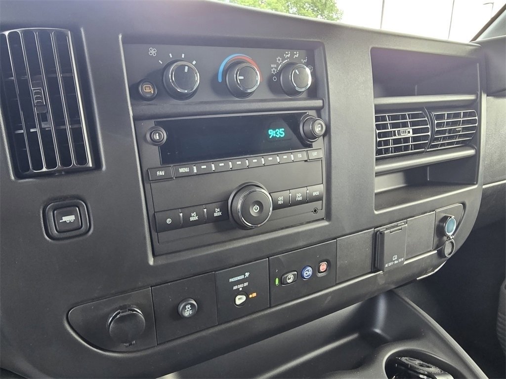 New 2025 Chevrolet Express 2500 w/ Communications Package RWD image 15
