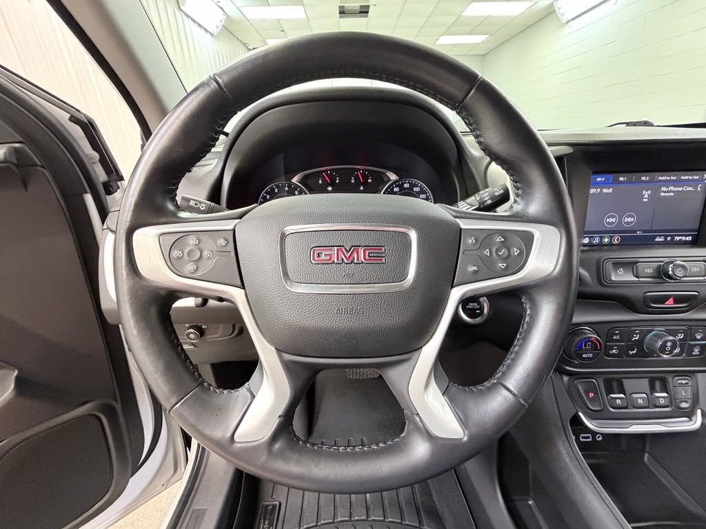 Used 2021 GMC Terrain SLE w/ Driver Convenience Package AWD/4WD image 41