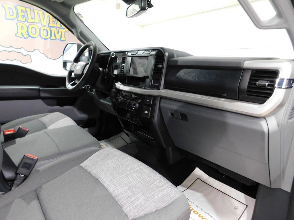 Used 2023 Ford F250 XLT image 91