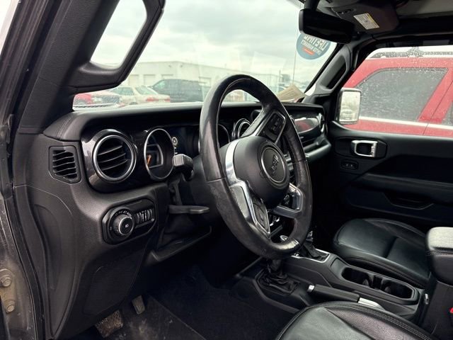 Used 2020 Jeep Wrangler Unlimited Sahara image 8