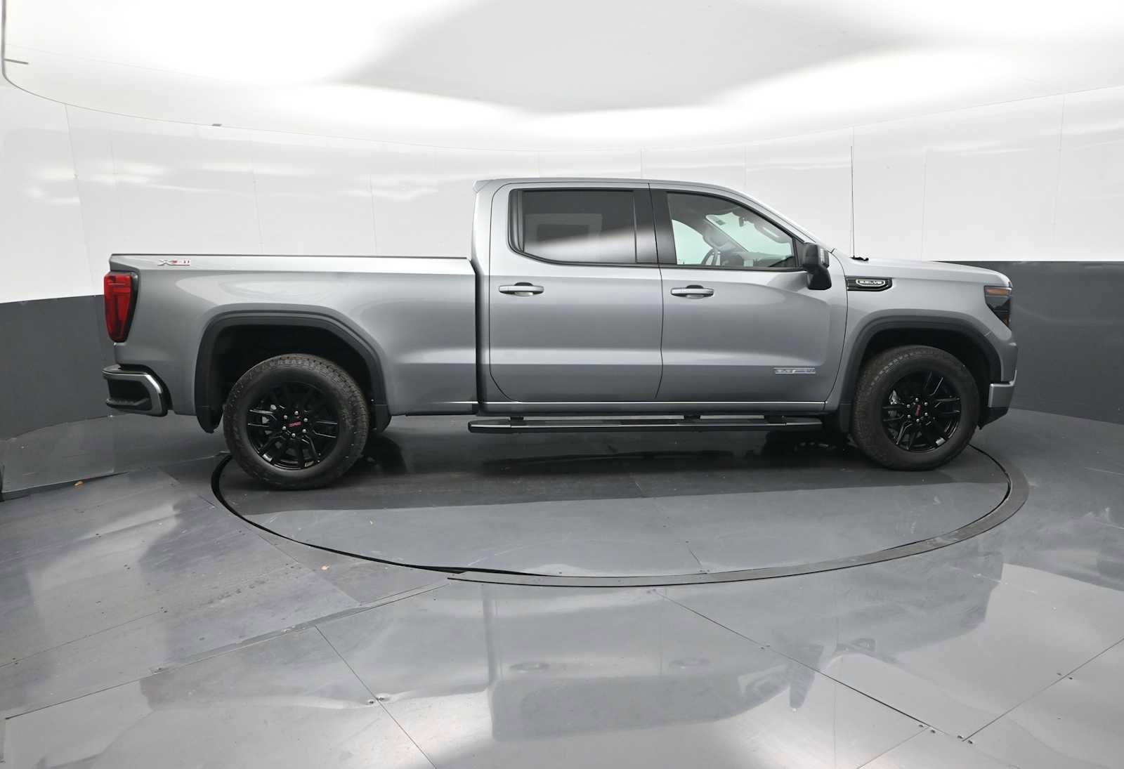New 2026 GMC Sierra 1500 Elevation w/ Elevation Premium Package image 9
