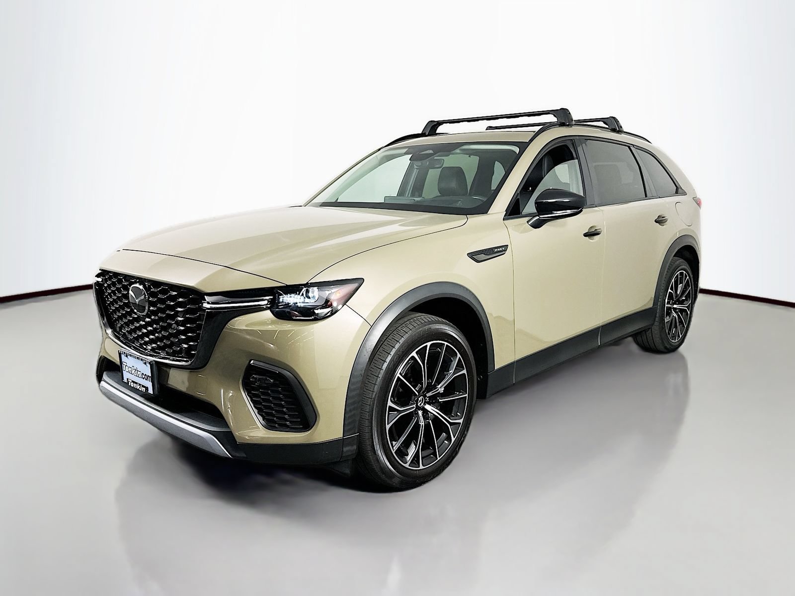 Certified 2025 MAZDA CX-70 Plug-In Hybrid w/ Premium Pkg AWD/4WD image 3