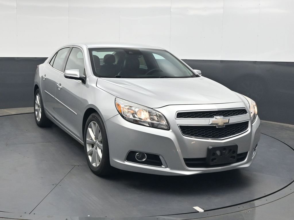 Used 2013 Chevrolet Malibu LT FWD image 2