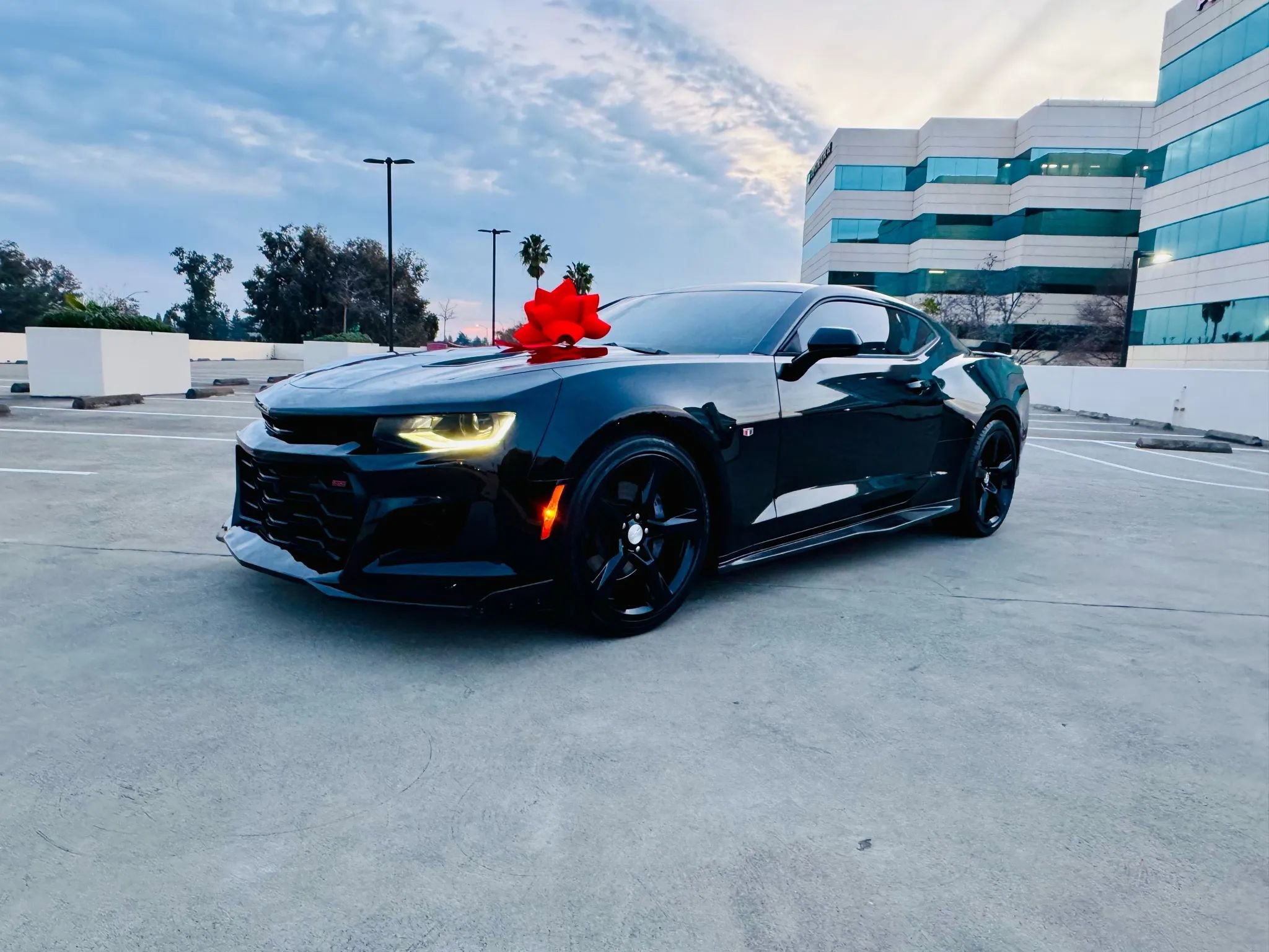 Used 2017 Chevrolet Camaro SS image 14