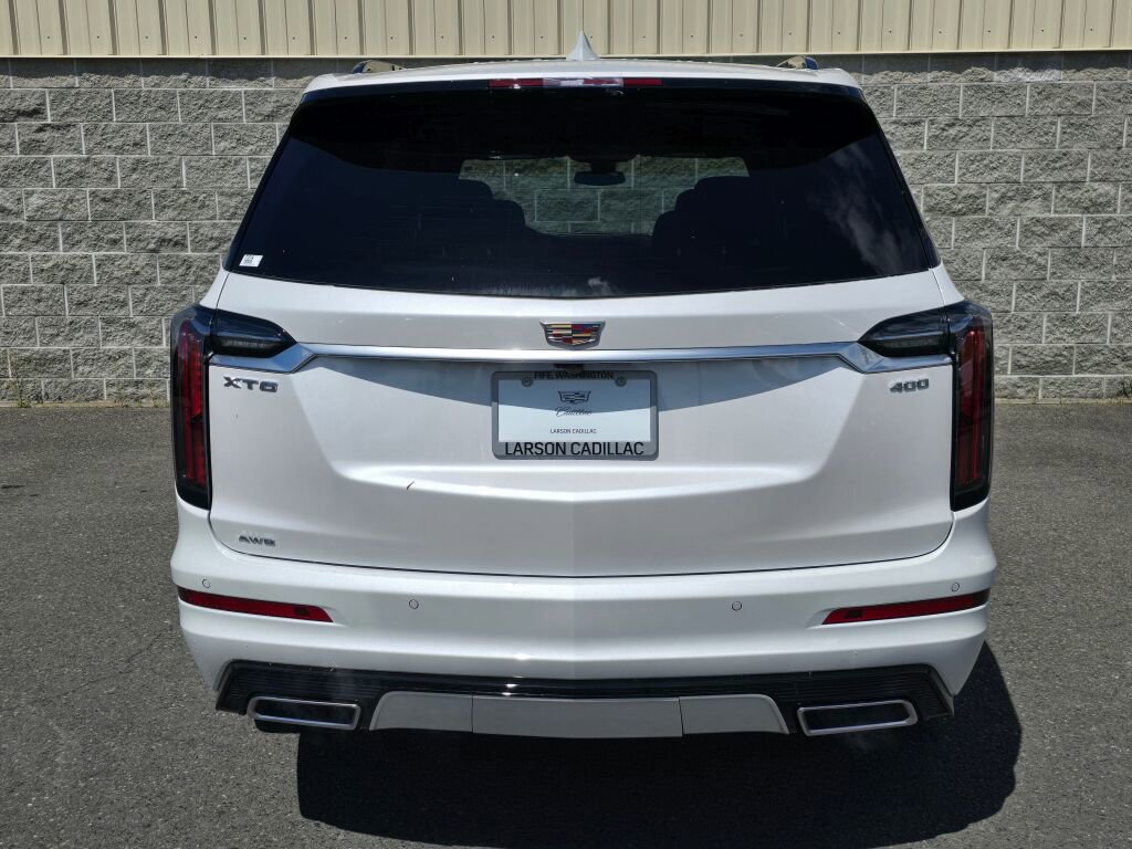 New 2025 Cadillac XT6 Sport image 6