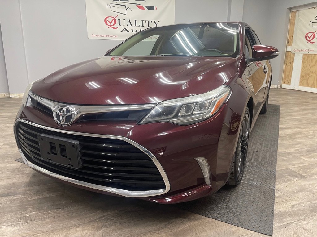 Used 2016 Toyota Avalon Touring image 4
