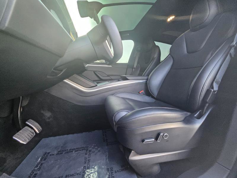Used 2024 Tesla Model X Plaid image 36