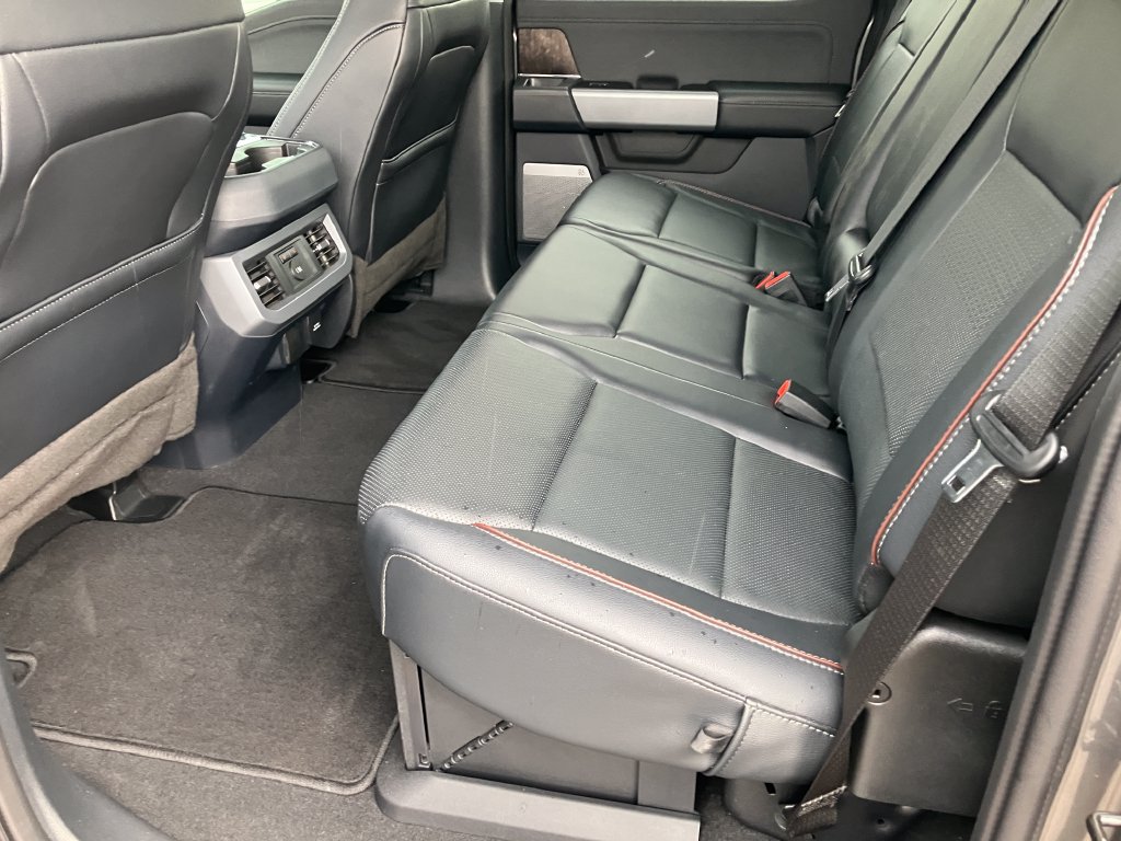 Used 2023 Ford F250 Lariat w/ Lariat Ultimate Package AWD/4WD image 15