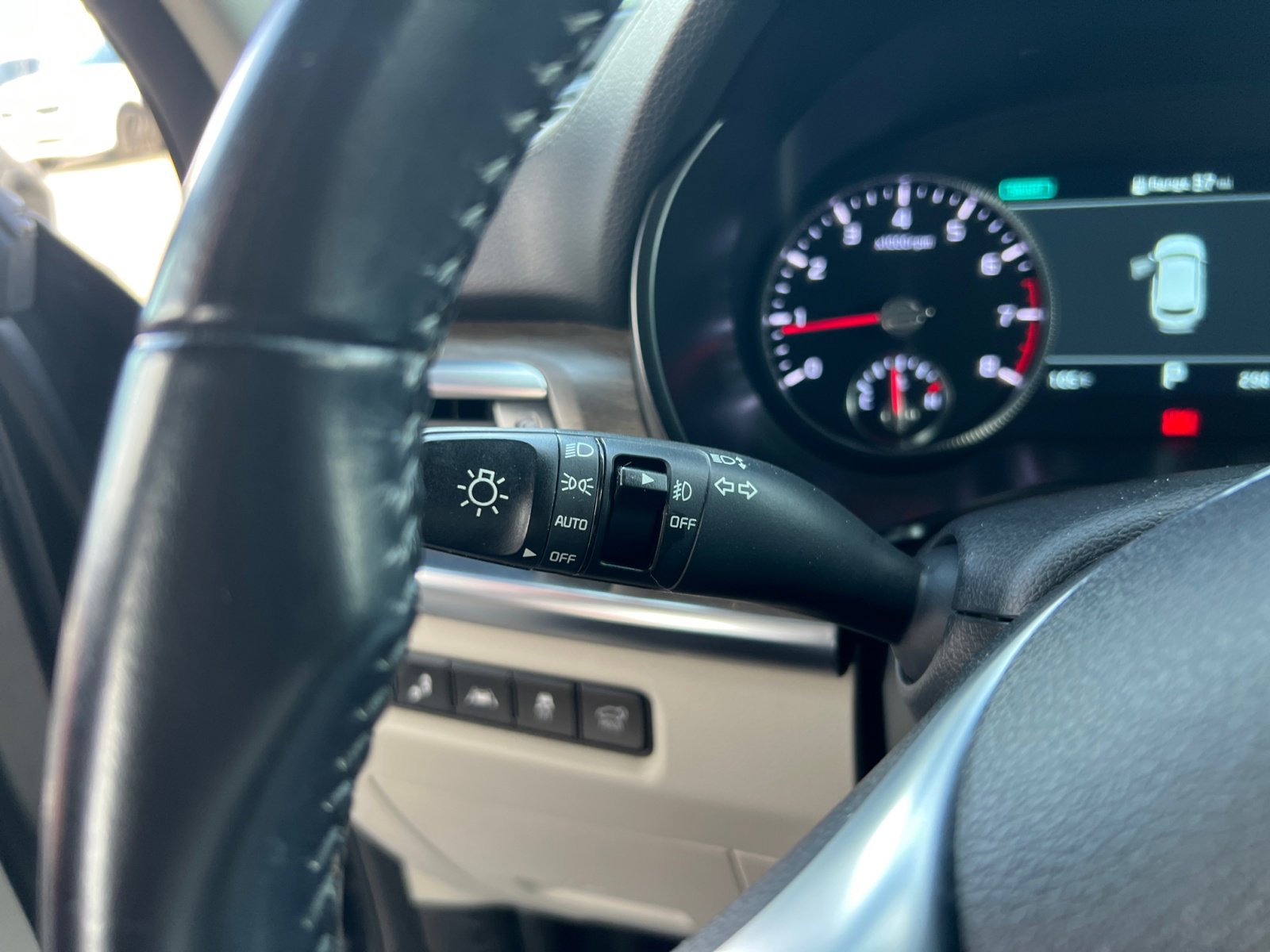 Used 2021 Kia Telluride SX w/ Towing Package image 23