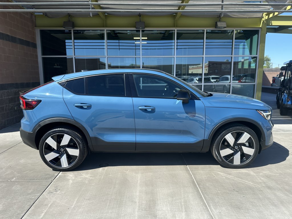 Used 2023 Volvo C40 P8 Recharge Ultimate AWD/4WD image 7