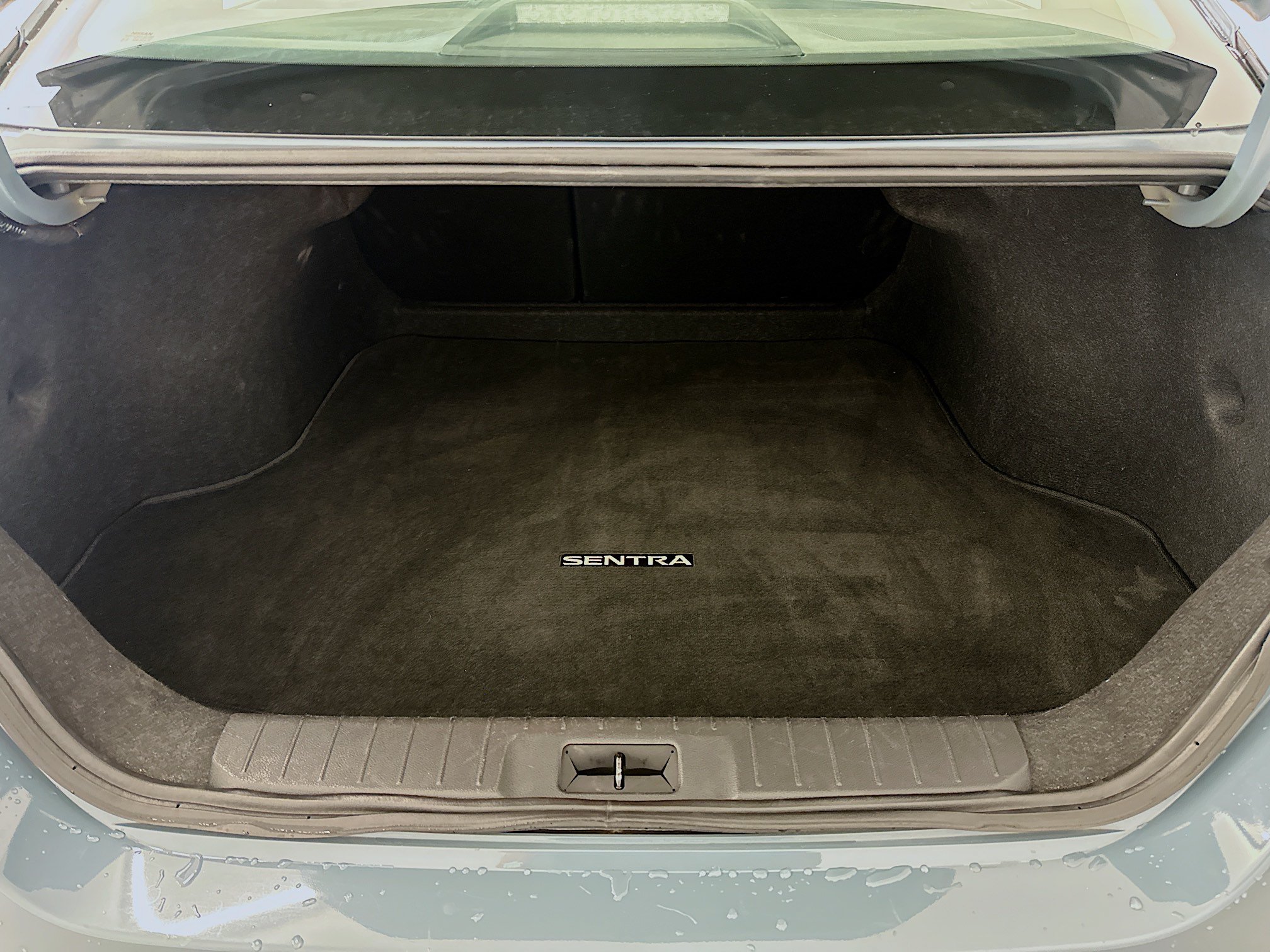 Used 2024 Nissan Sentra SV FWD image 29