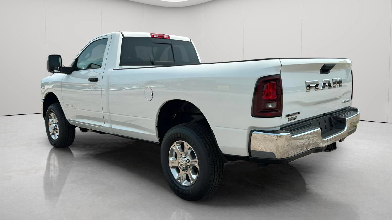 New 2026 RAM 2500 Big Horn AWD/4WD image 6