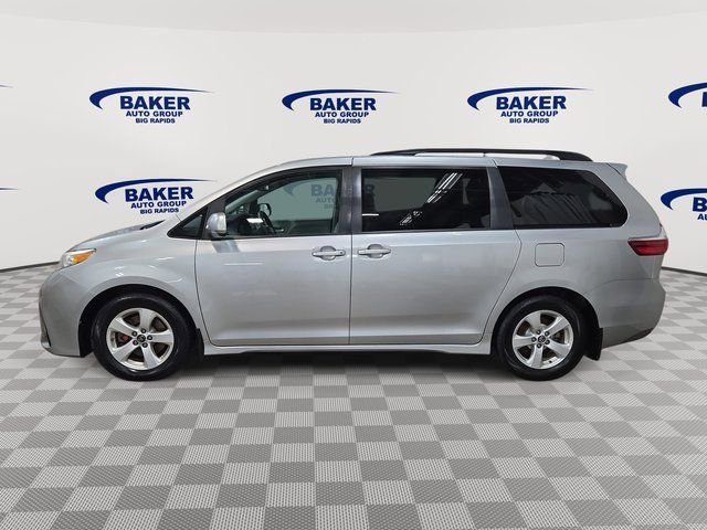 Used 2020 Toyota Sienna LE image 7