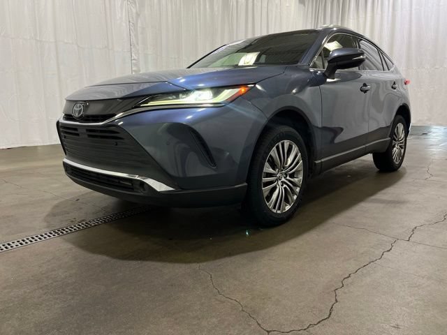 Certified 2022 Toyota Venza XLE AWD/4WD image 25