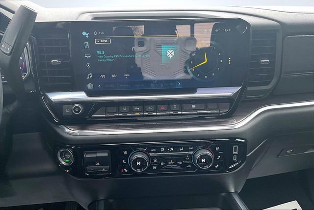 Used 2024 Chevrolet Silverado 2500 LTZ w/ LTZ Premium Package image 10