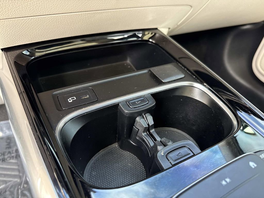 Used 2021 Mercedes-Benz GLA 250 4MATIC image 33