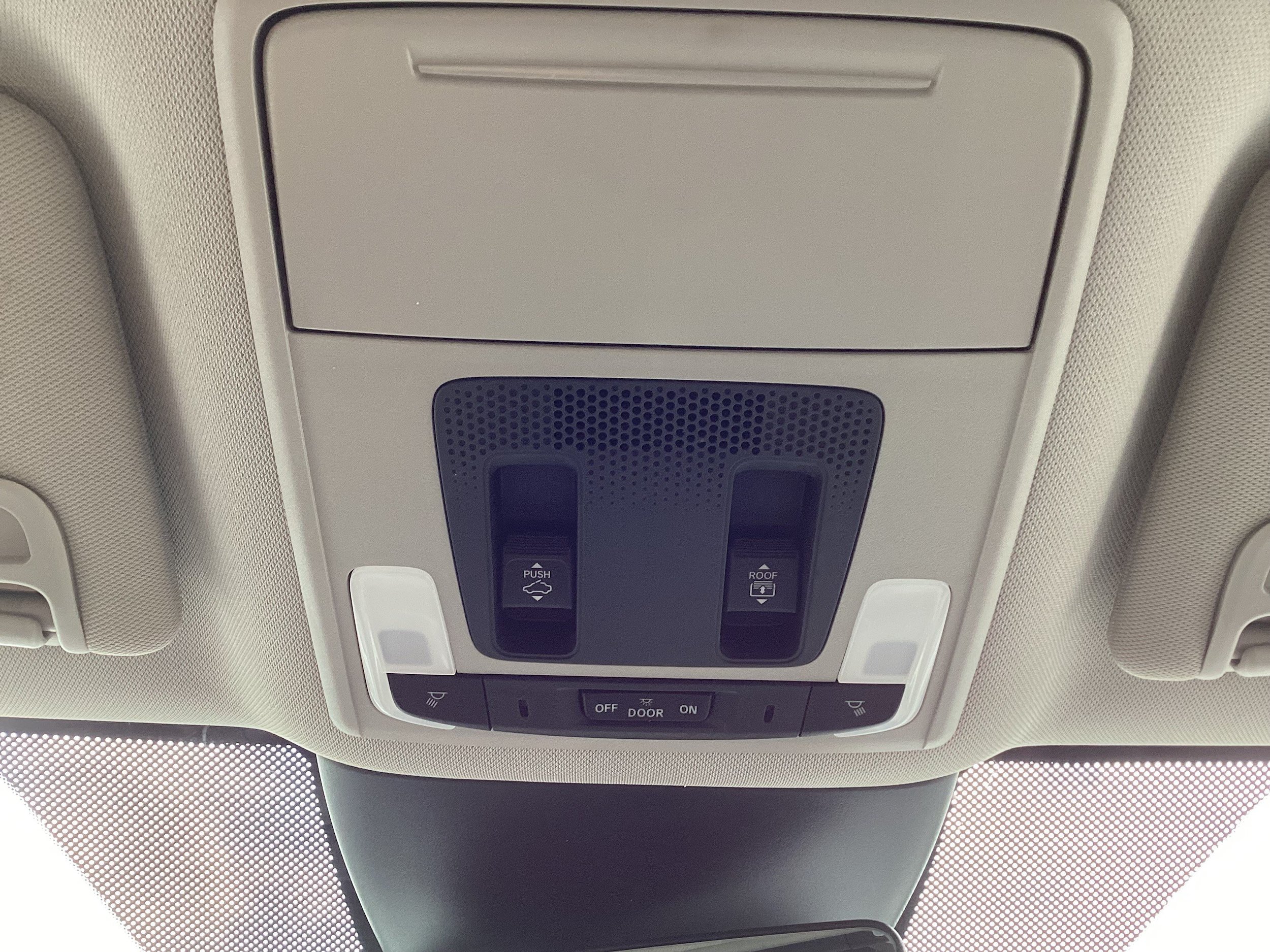 Used 2025 Honda Pilot Elite image 23