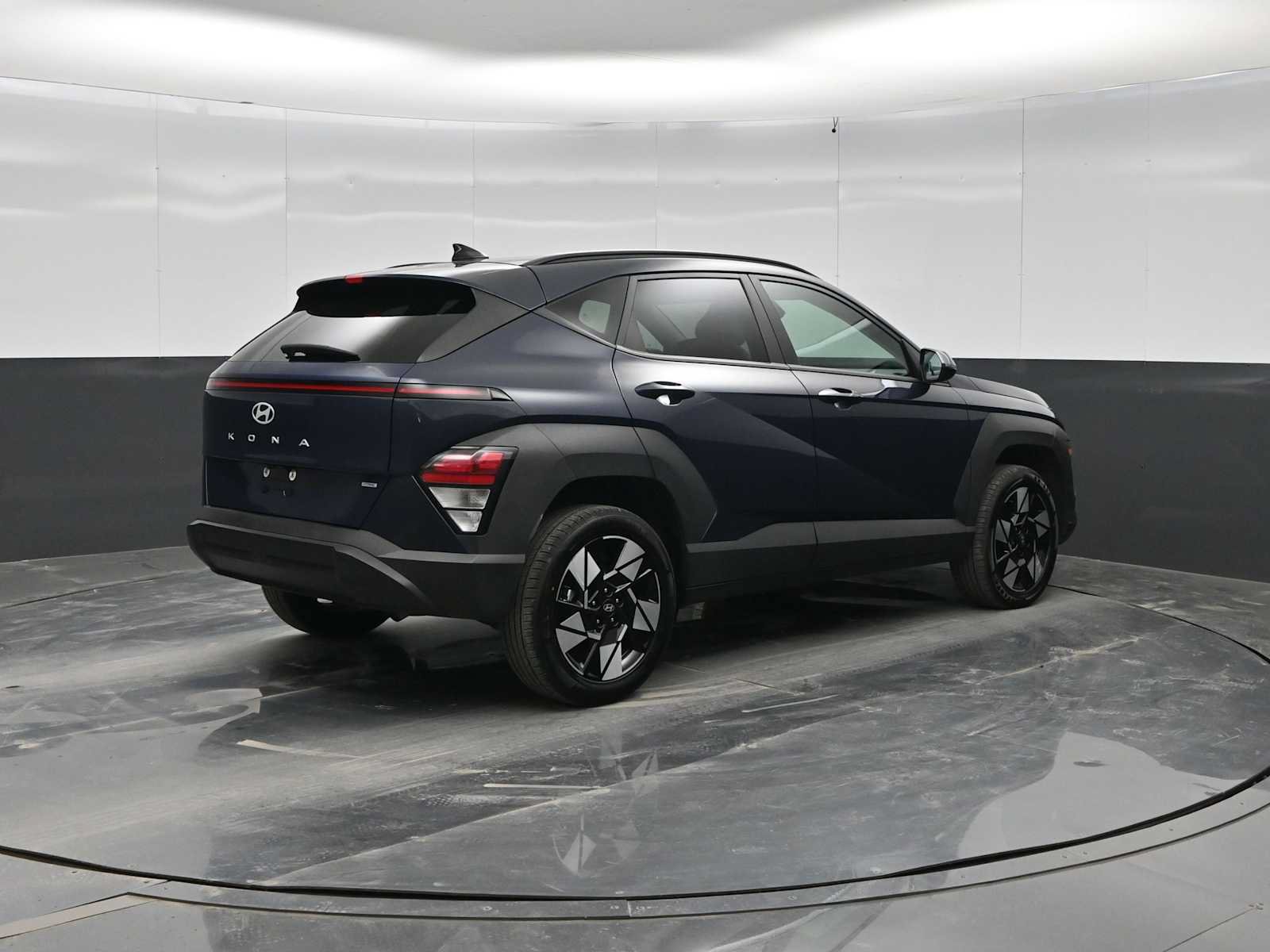 Used 2024 Hyundai Kona SEL AWD/4WD image 7