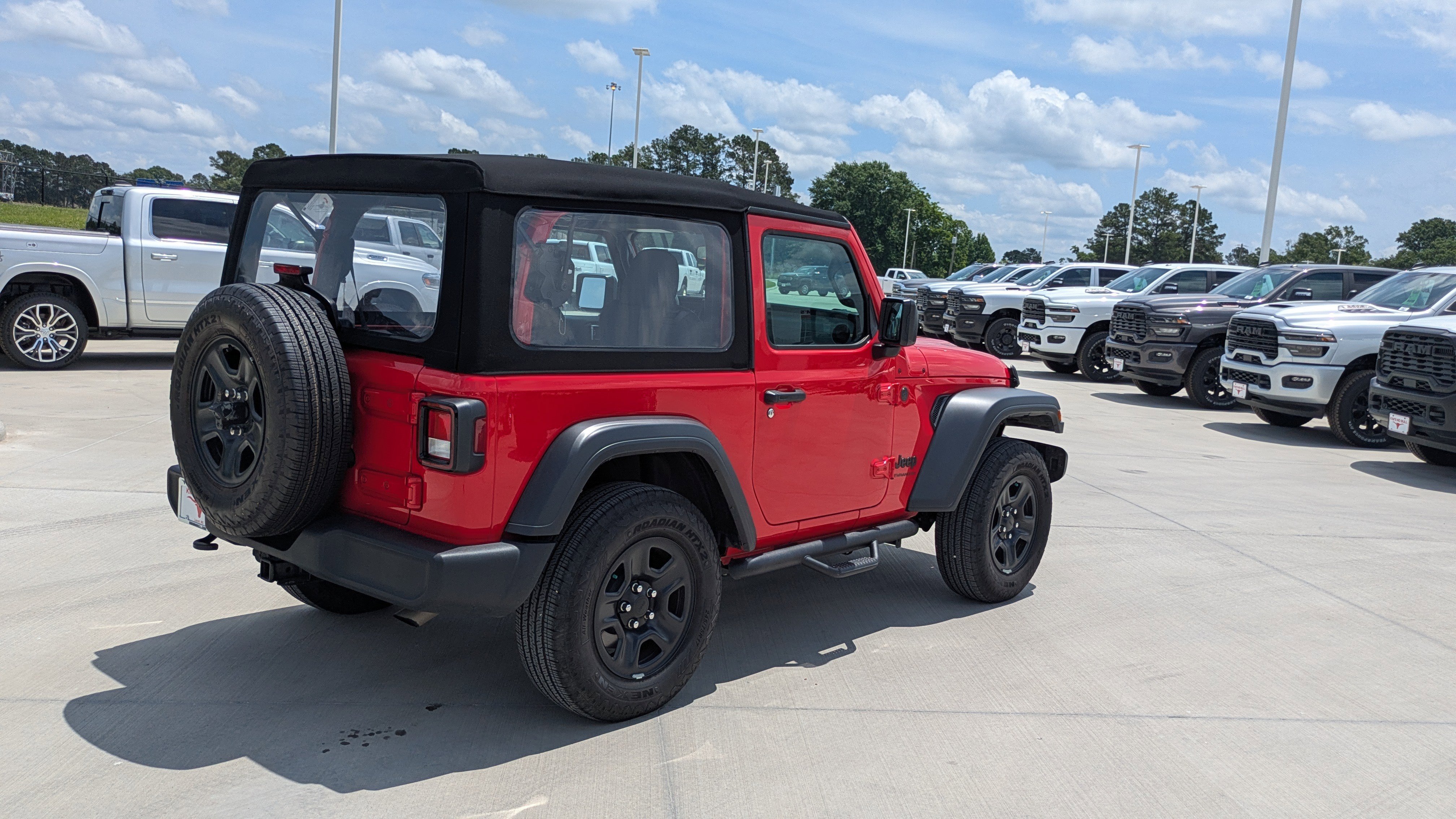 Used 2024 Jeep Wrangler Sport AWD/4WD image 5