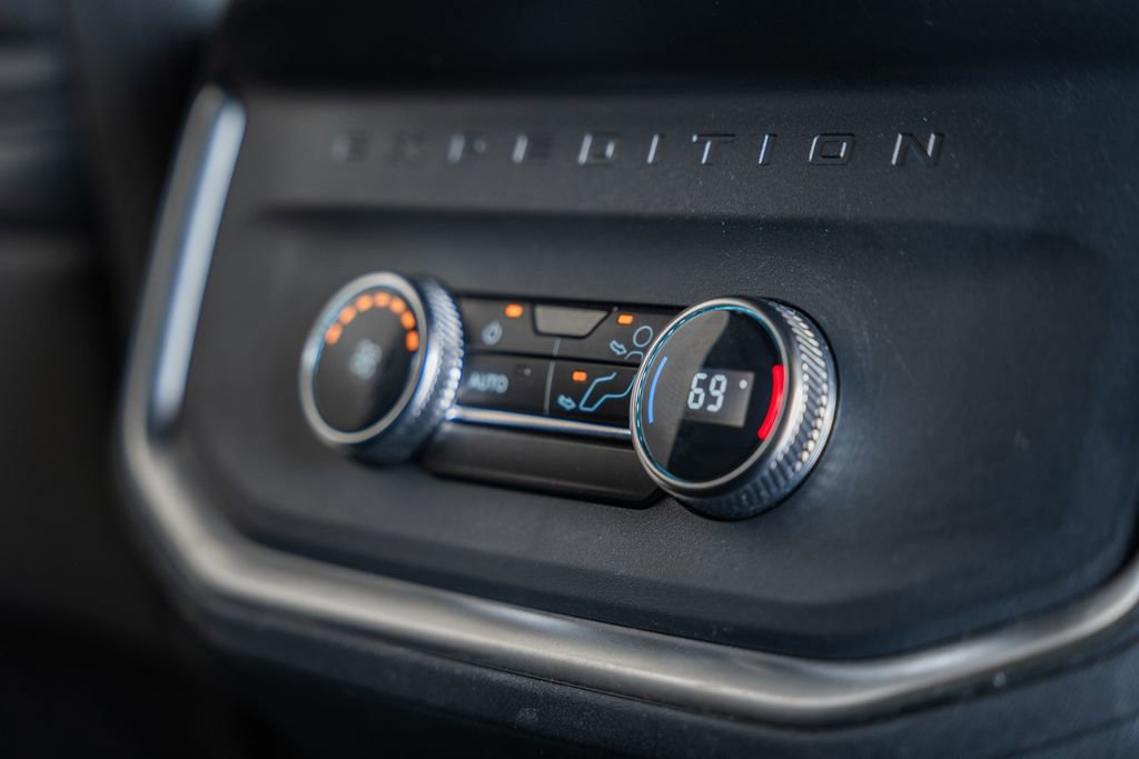 Used 2025 Ford Expedition Max Active image 41