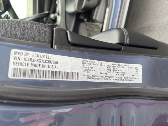 Used 2020 Jeep Grand Cherokee Limited image 63