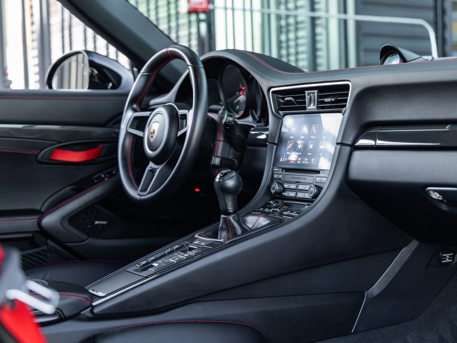 Used 2019 Porsche 911 Speedster image 56