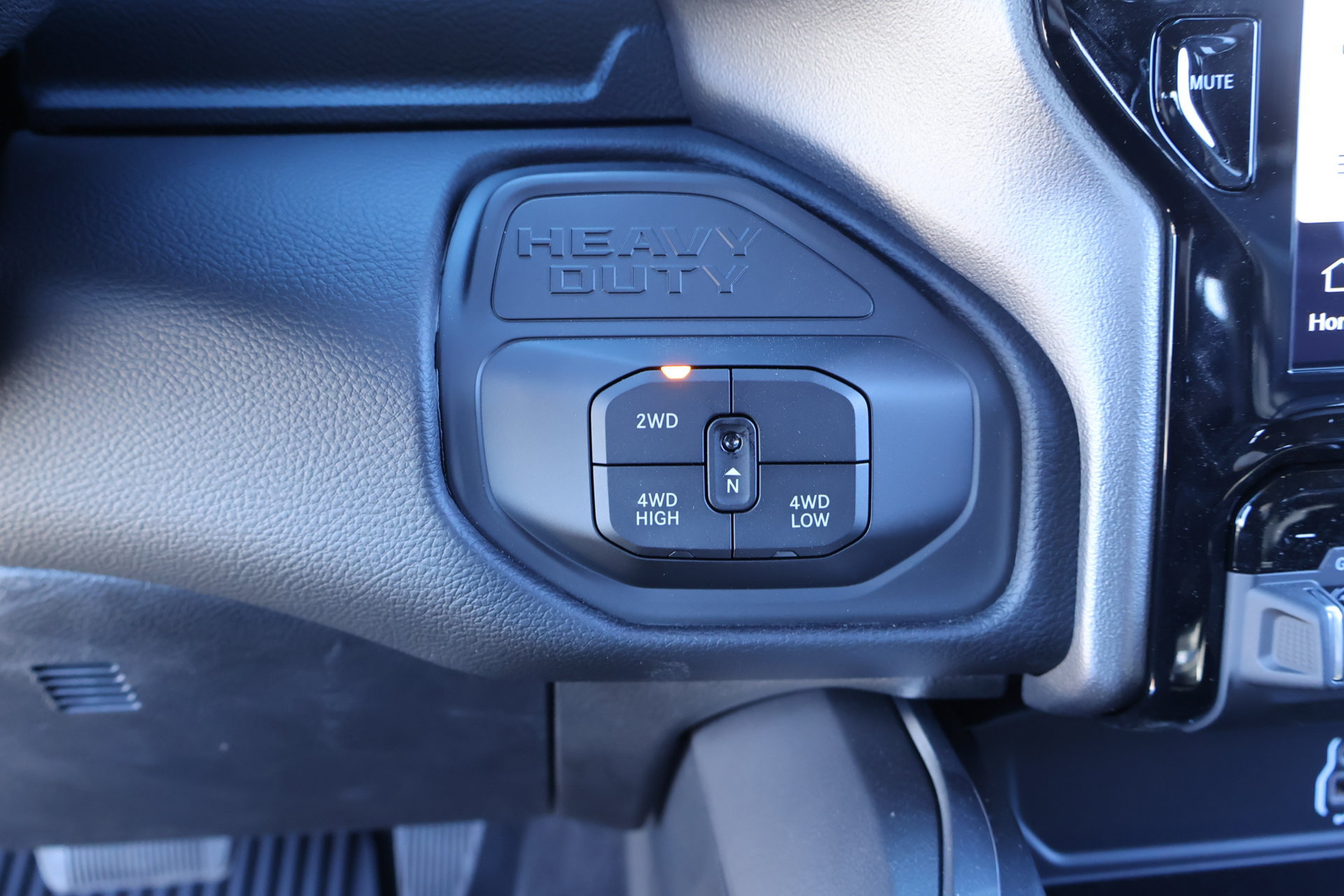 New 2027 RAM 2500 Laramie w/ Night Edition AWD/4WD image 9