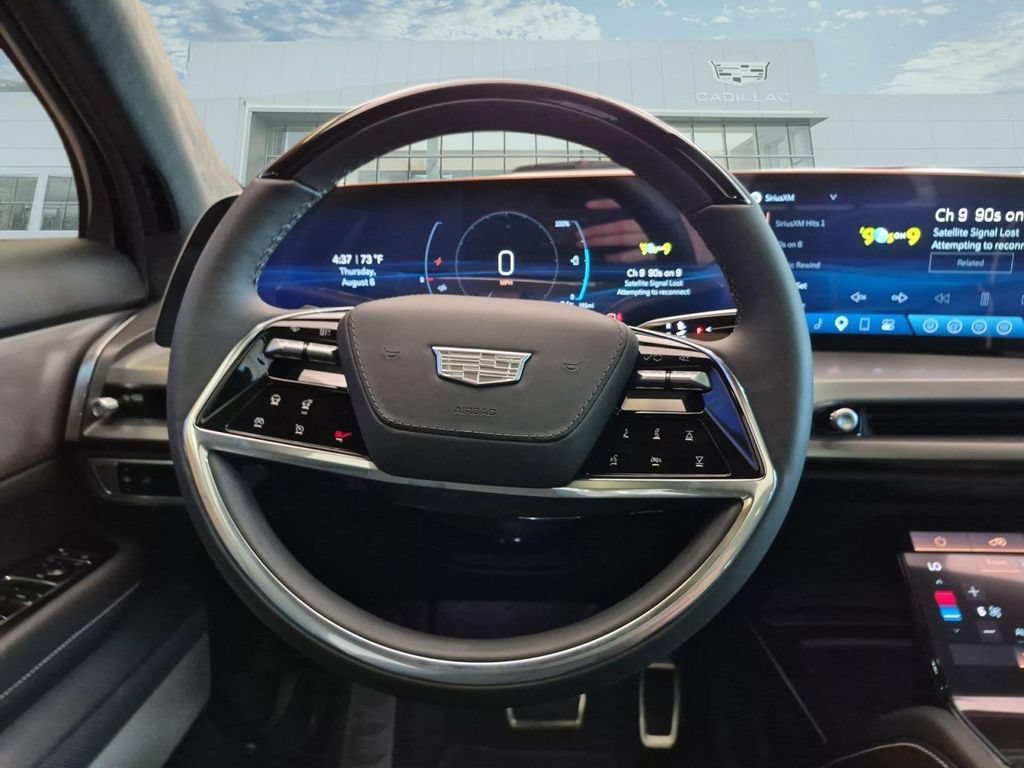 New 2027 Cadillac Vistiq Platinum AWD/4WD image 21