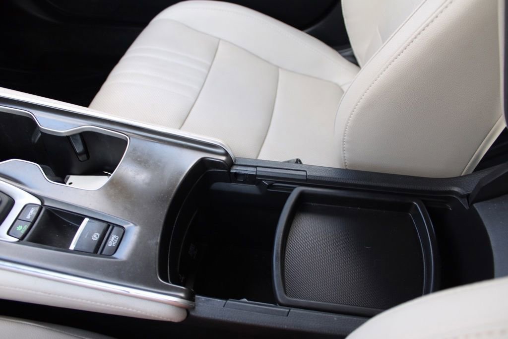 Used 2020 Honda Accord Touring image 44