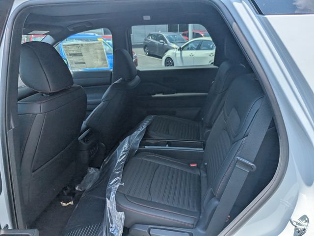 New 2026 Nissan Pathfinder Rock Creek w/ Rock Creek Premium Package AWD/4WD image 10