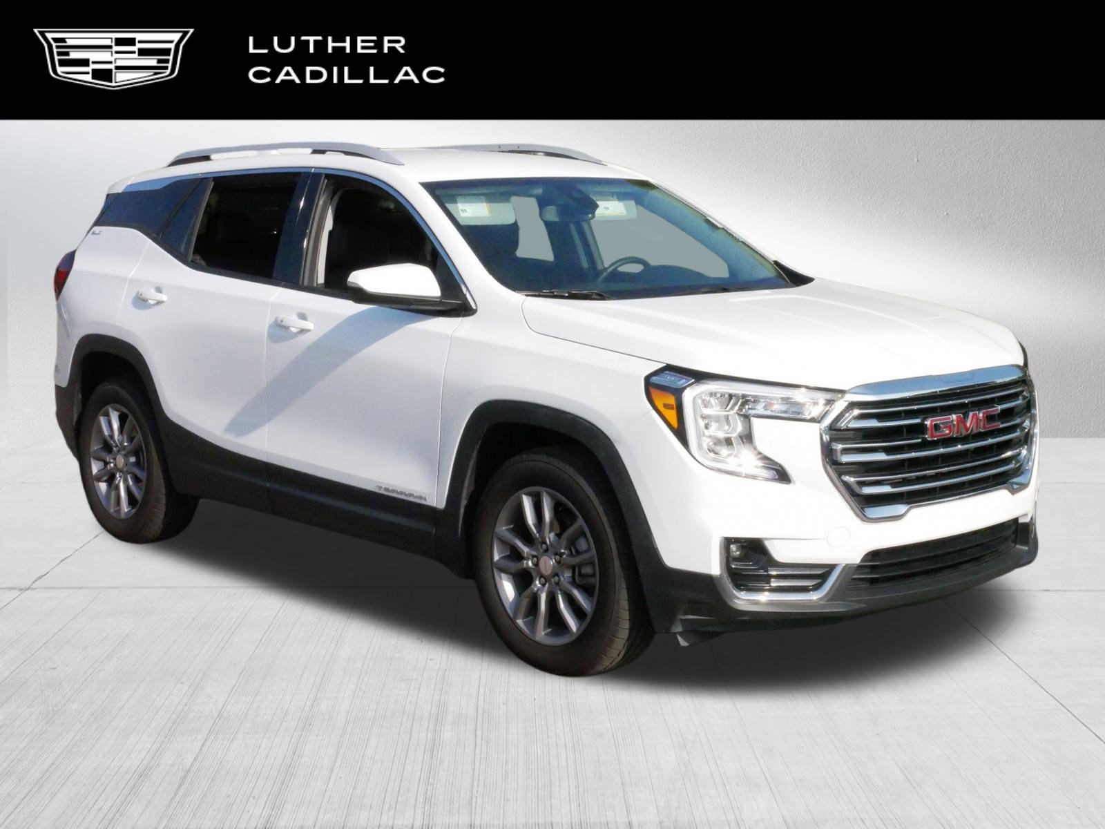 Used 2024 GMC Terrain SLT