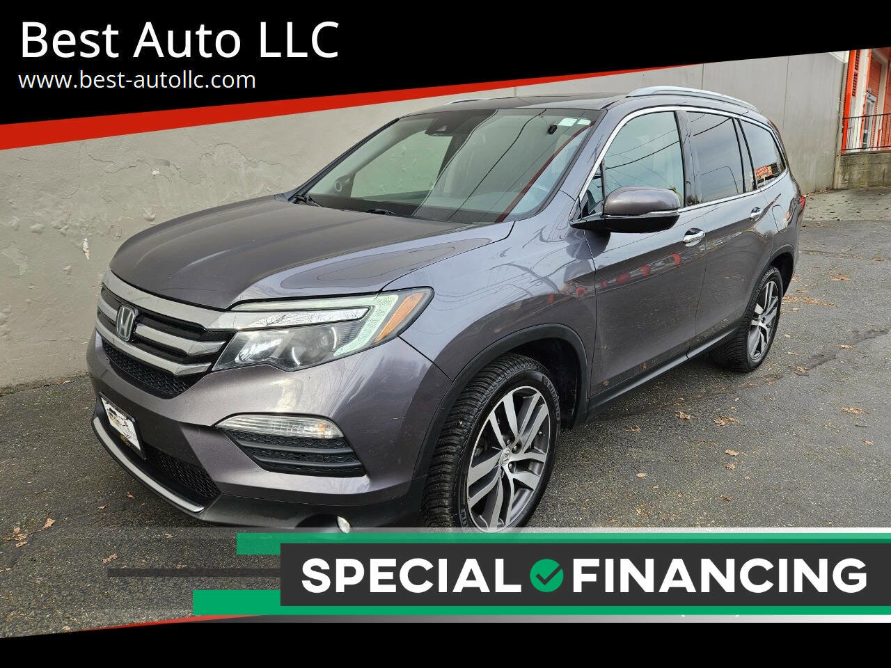 Used 2016 Honda Pilot Touring image 1