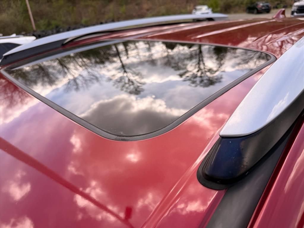 Used 2018 Toyota RAV4 Limited w/ Advanced Technology Package image 14